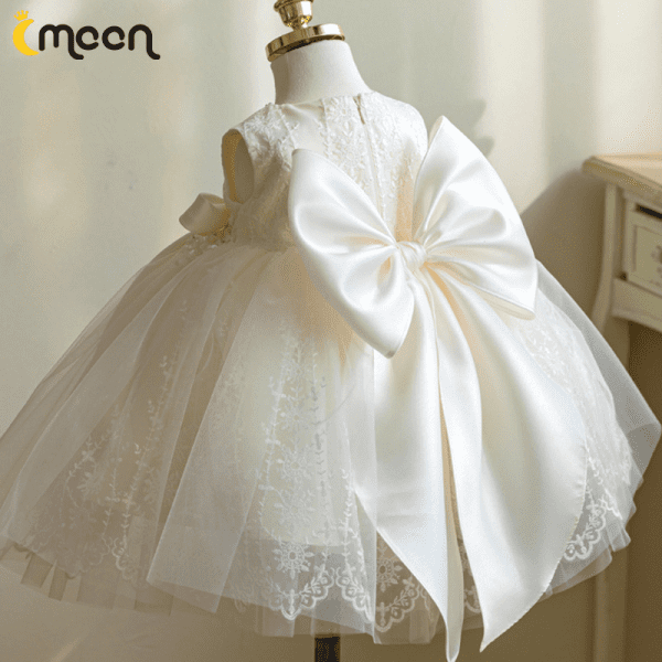 Bautizo Vestido (Modelo: BZT-006) - Imagen 2