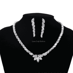 Collar y Pendientes (Modelo: TR 053)